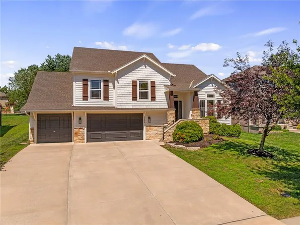 2450 W Elm St, Olathe, KS 66061