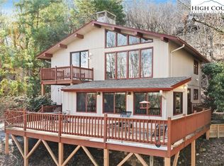 348 Skyland Dr, Seven Devils, NC 28604