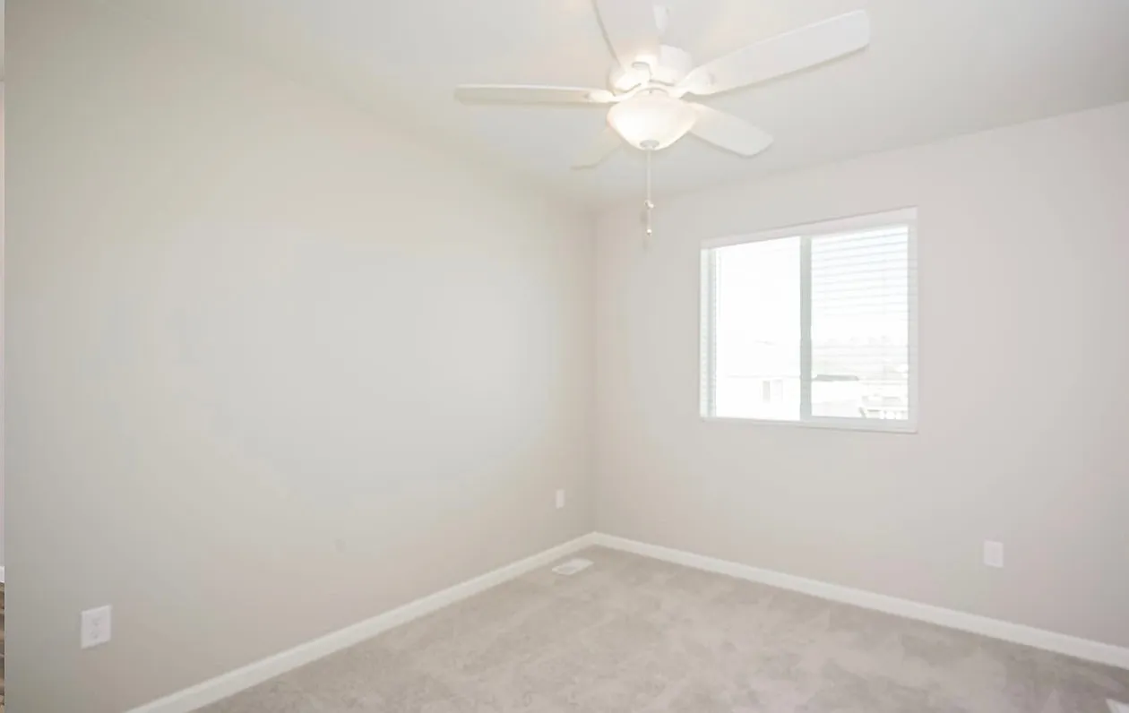 3 bed, 2.5 bath, 1488 sqft, $2,208 — Photo 3