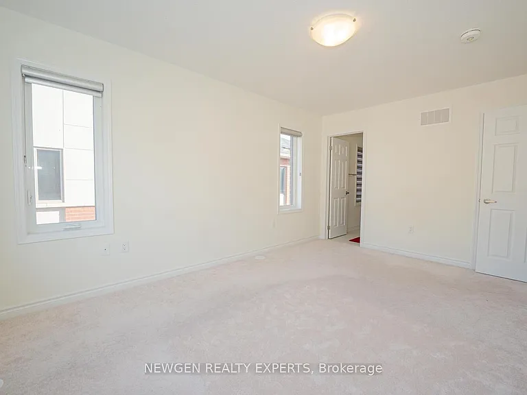 240 Lagerfeld Dr #13 — Photo 10