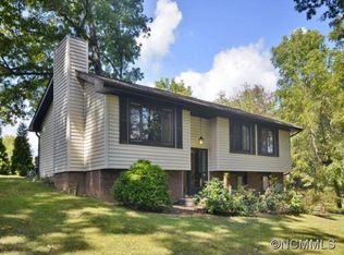 291 Morgan Rd, Candler, NC 28715