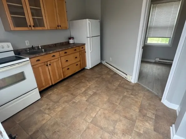 235-237 State Road, 235-237 State Rd #B, Westport, MA 02790