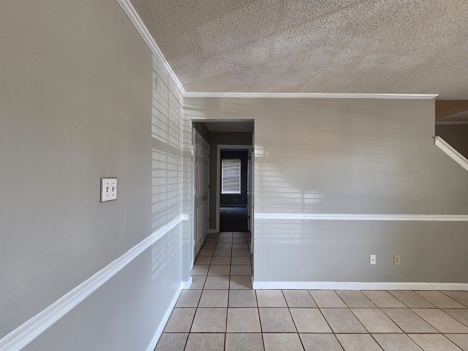 4 bed, 2.5 bath, $1,795 — Photo 2