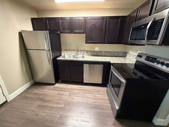 4th image of 445 La Rue Ave APT 3