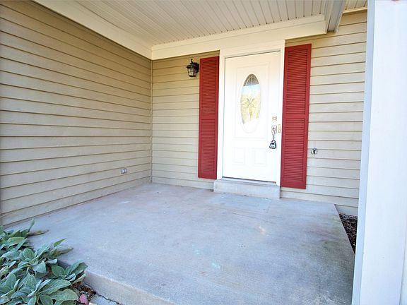 2nd image of 1316 Cold Harbor Ct