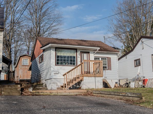 12 Riverdale Rd, Parry Sound, ON P2A 1N9