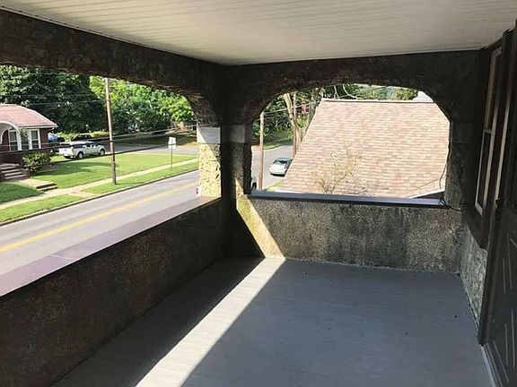 4th image of 714 W Southern Ave
