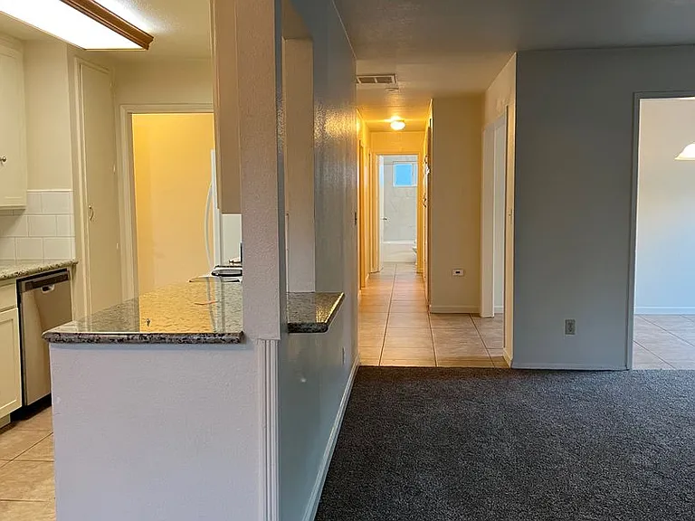 2409 Riedel Way — Photo 6