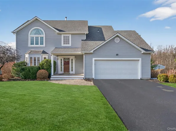 15 Aquarius Street, Monroe, NY 10950
