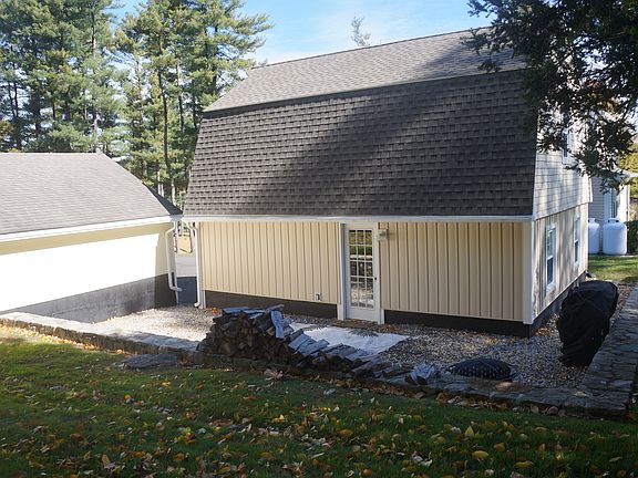 Cottage private patio