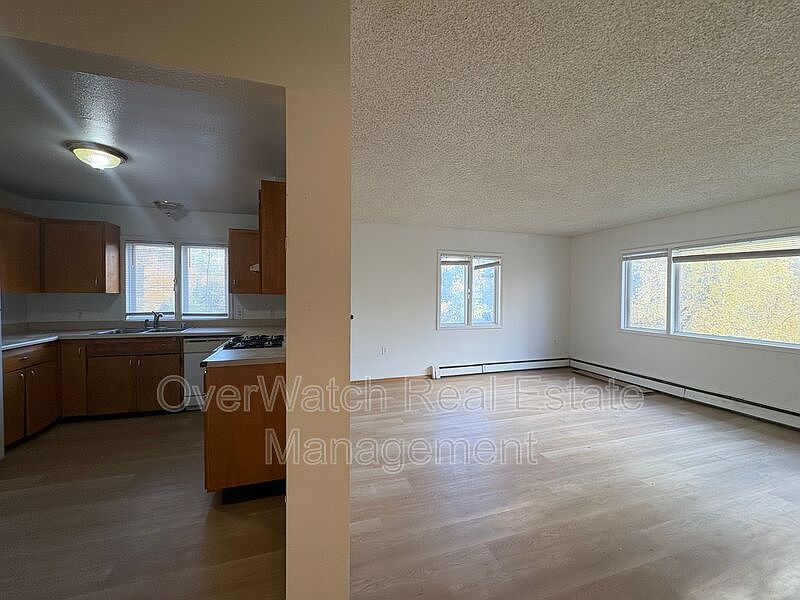 1st image of 1507 W 45th Ave #6