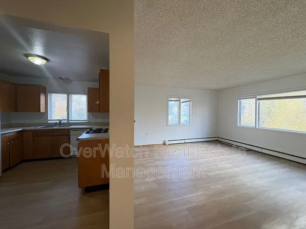 1507 W 45th Ave #6, Anchorage, AK 99503