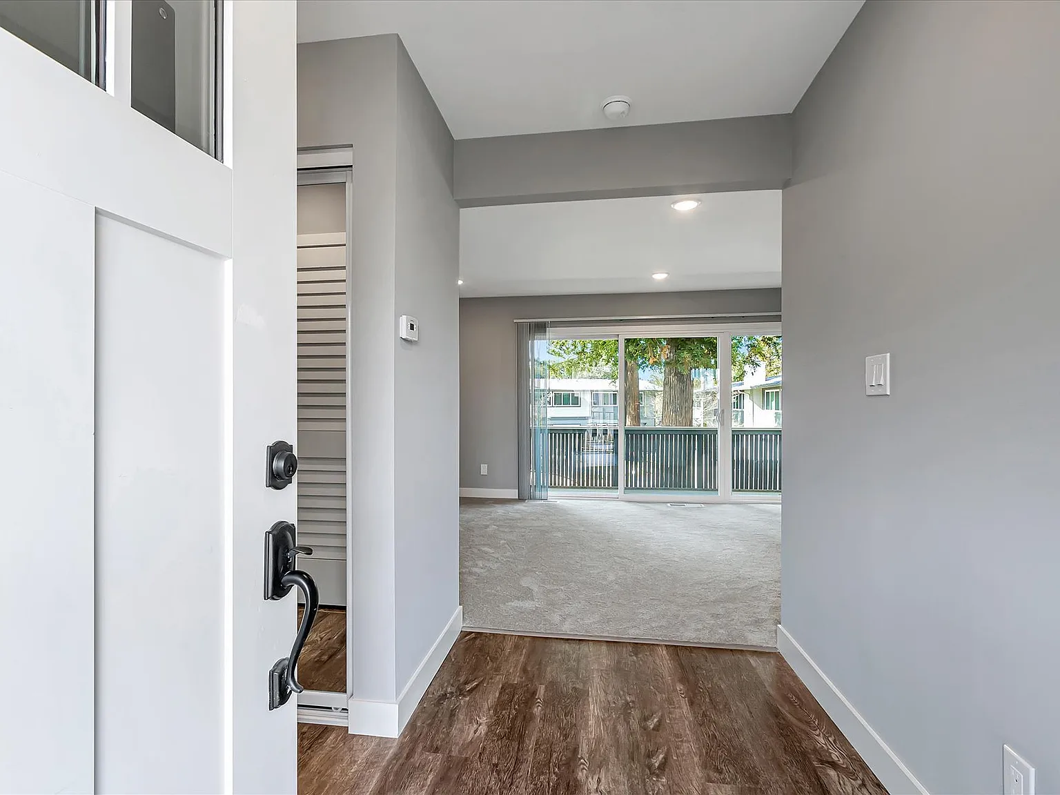1 bed, 700 sqft, $3,025 — Photo 1