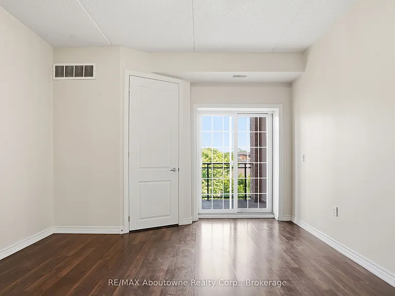 1083 Gordon St #310 — Photo 23
