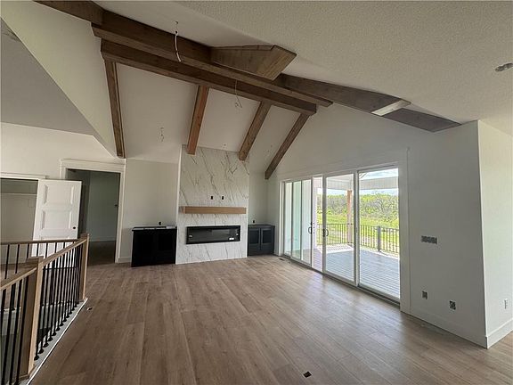 5th image of 3116 SW Summit View Trl