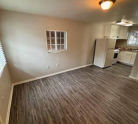 4th image of 225 S Highway 101 APT 19A