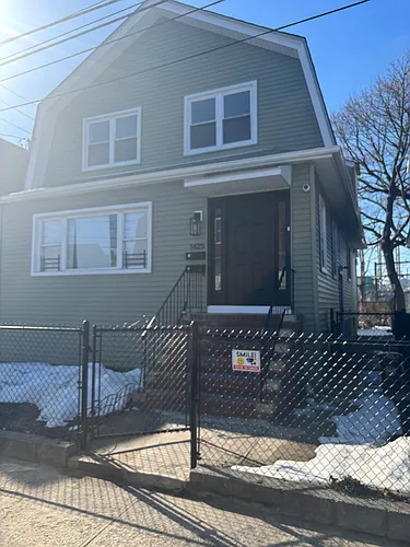 1425 Pearl St #2 Photo 1