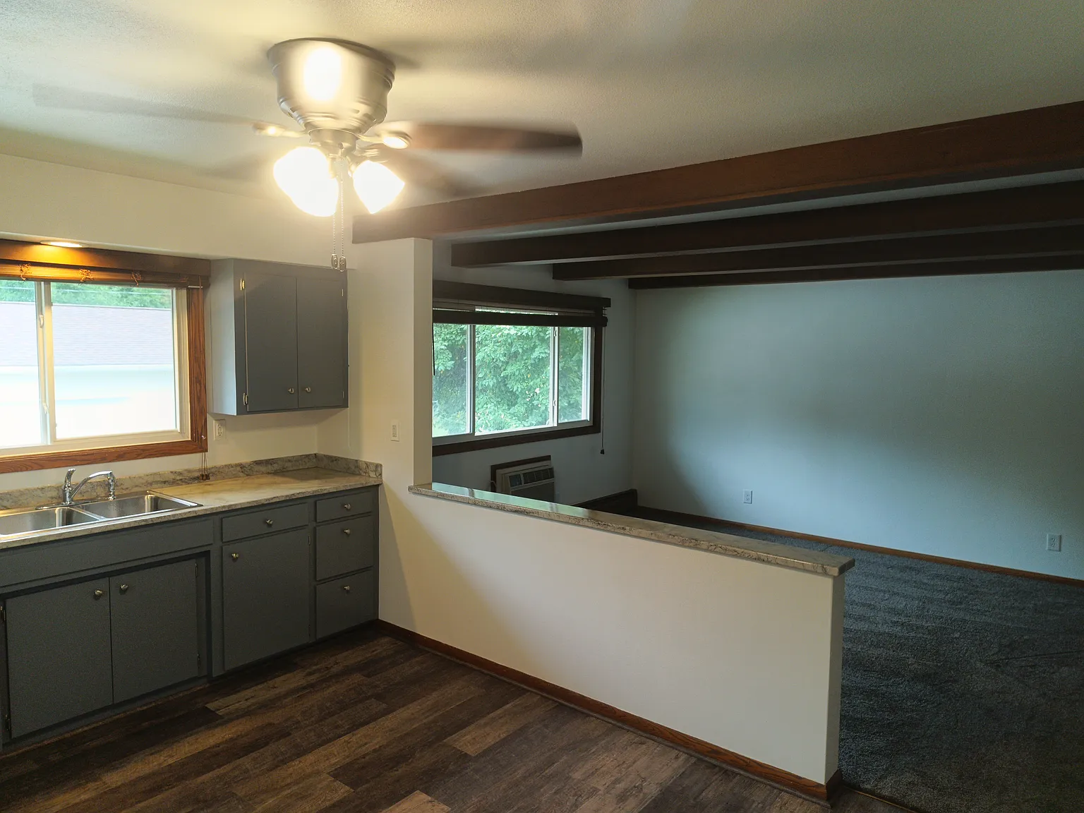 2 bed, $1,250 — Photo 2