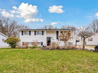 1828 Winston Dr, South Bend, IN 46635