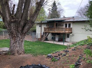 313 N 5th St, Dayton, WA 99328