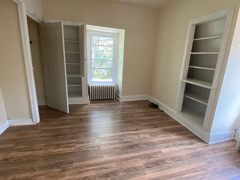 3723 Spring Garden St #3R — Photo 3
