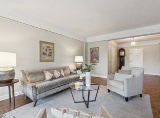 10 Crestmont Rd APT 1C, Montclair, NJ 07042