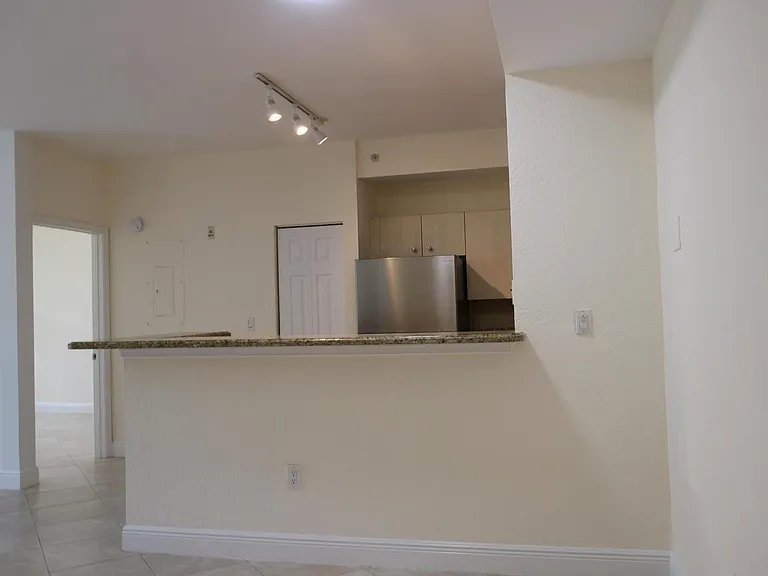 1803 N Flagler Dr #212 — Photo 8