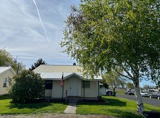 305 SW Creston Ave, Creston, WA 99117