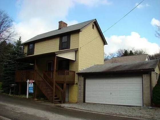 5014 Franklin St photo 1