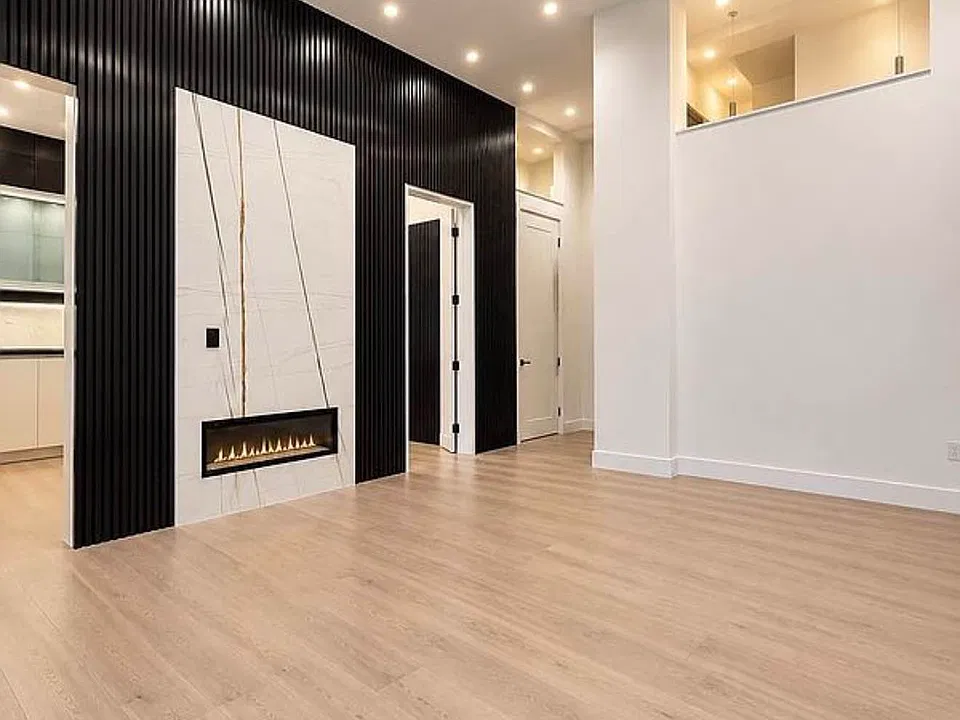 791 Broadway #GB