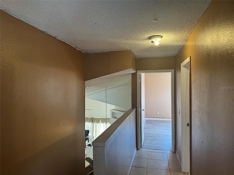 2231 Blue Sapphire Cir — Photo 3