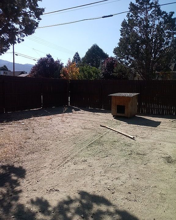 1st image of Willow Ln