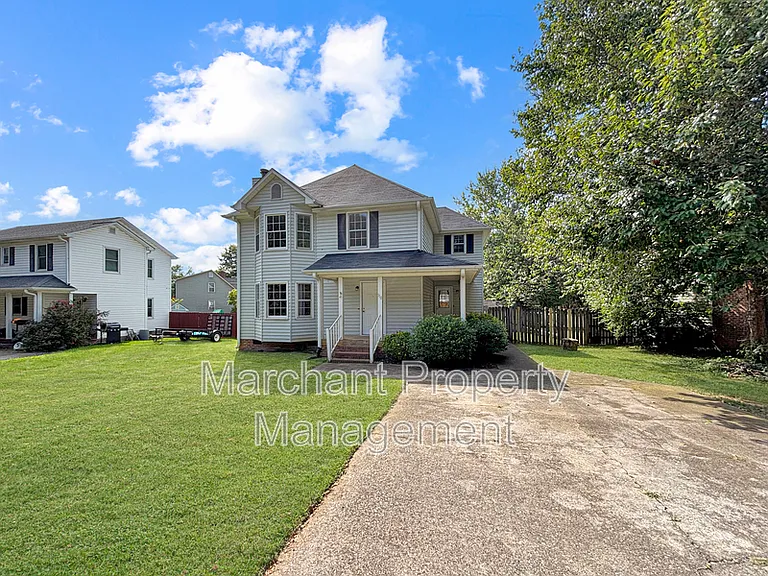 118 Creek Dr — Photo 1