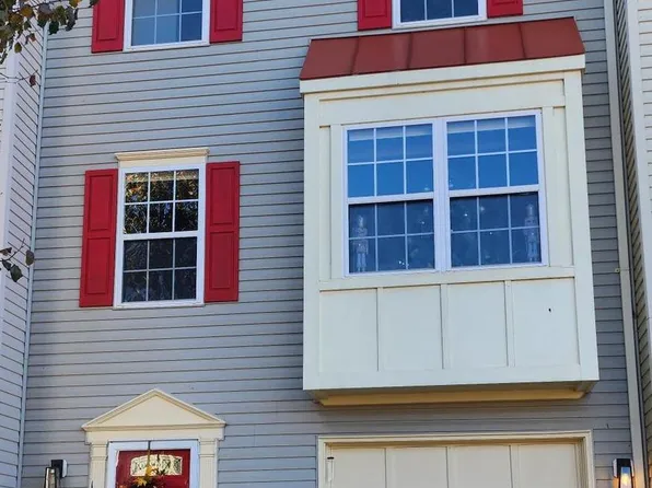109 Meredith Ln, Fredericksburg, VA 22405