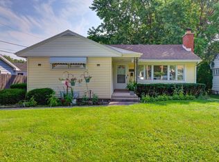 2023 Cedar St, Des Plaines, IL 60018