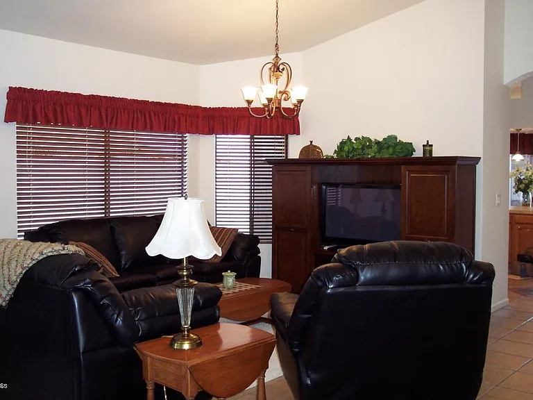 11018 W Poinsettia Dr — Photo 11
