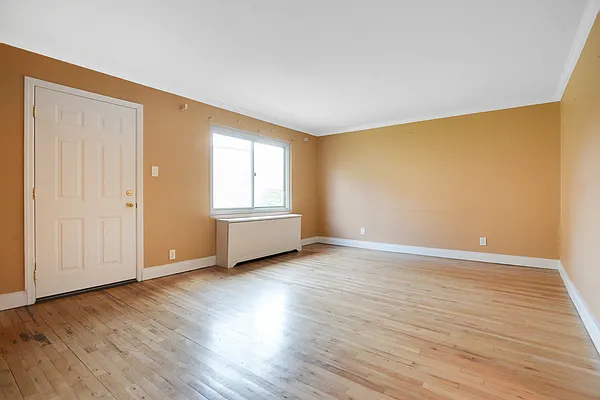 Sold by Energized Realty Group | media 8