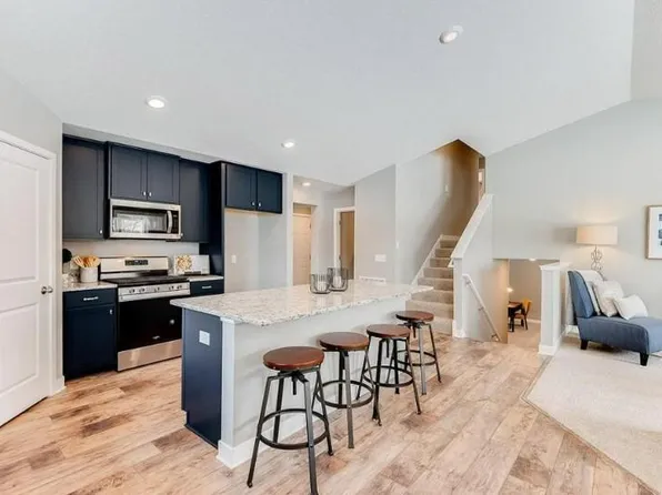 1316 Freedom Ln, Delano, MN 55328