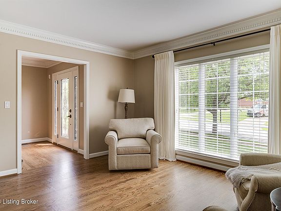 5th image of 9503 Felsmere Cir
