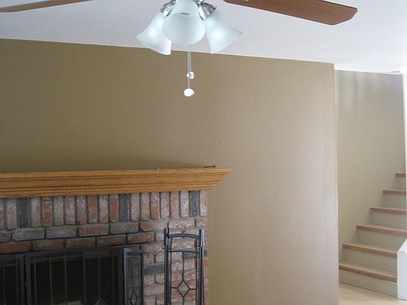 4th image of 852 Hale Ct