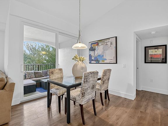 2nd image of 224 Villa Circle #224