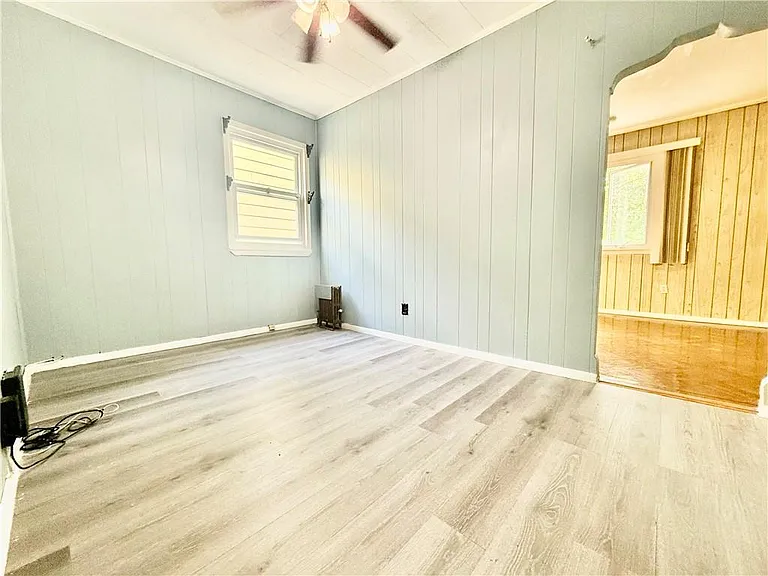 2043 W 10th St #2A — Photo 6