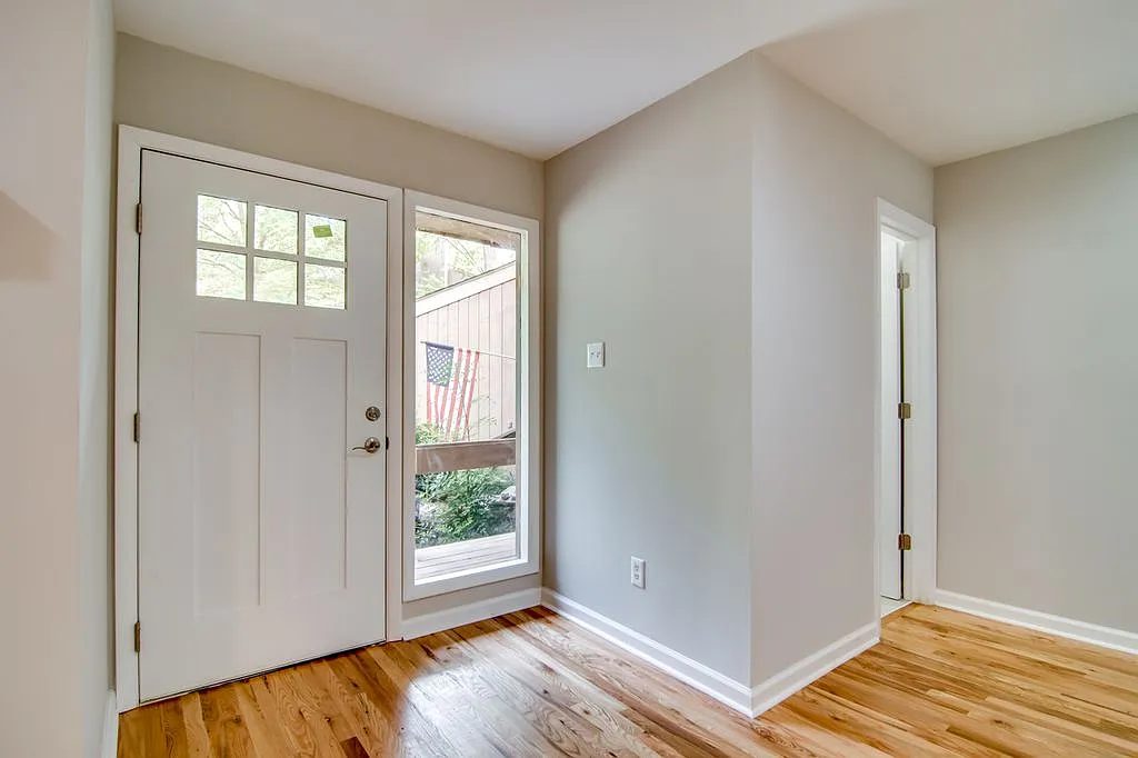 4 bed, 3.5 bath, 2000 sqft, $2,685 — Photo 1