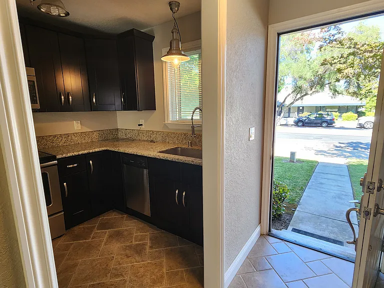 6141 Camino Verde Dr #D — Photo 6