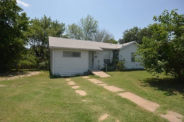 1st image of 406 NE 38th St