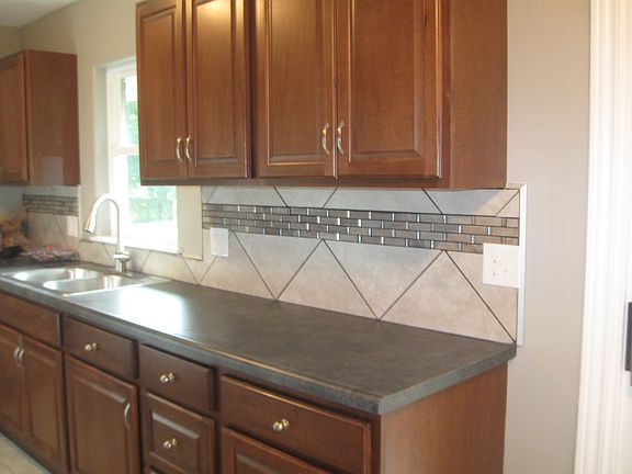 3rd image of 3645 N 61st St