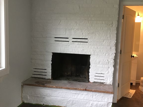 3rd image of 505 Mason Ln