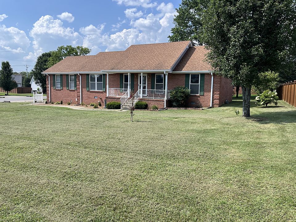 1st image of 509 E Oakdale Dr