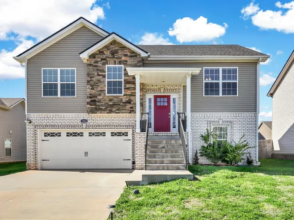 1045 Whitney Dr, Clarksville, TN 37042