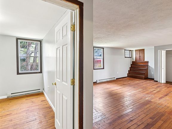 4th image of 4736 E High St #B